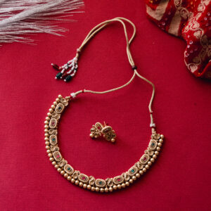 Antique Gold-Plated Imitation Necklace Set | Kundan & Beaded Traditional Jewelry