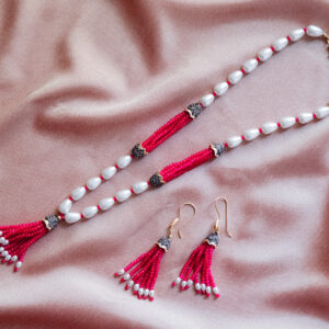 Pearl & Pink Bead Tassel Necklace Set – Elegant Beaded Jewelry with Matching Tassel Earrings
